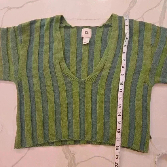 BDG Urban Outfitters V-Neck Striped Ribbed Knit Cropped Sweater Green Size Large - Picture 8 of 8